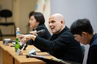 히딩크 나라서 온 서울시향 새 감독 