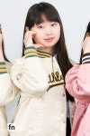 송채영HAIR THERAPY(헤어테라피) | [포토] 루나에스 송채영, '시크한 분위기 요정'