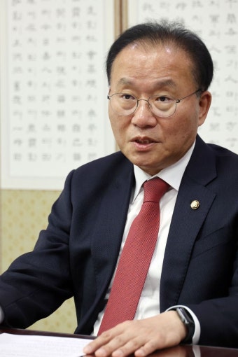 [인터뷰] 윤재옥 국민의힘 원내대표 후보 