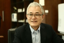 [와이픽] 박용석 디엠에스 회장 헬스케어·풍력 새 바람