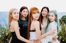woo!ah!(우아!), 팬덤 플랫폼 입점 완료! 글로벌 소통 기대
