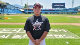 광주일고 배강, 스카우트 팀장들 앞에서 홈런레이스 무력 시위.... 연고팀 KIA, 거포 포수는 어떤가요?