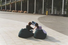 도심속 독서여행 떠나요···문화전당 야외 도서관 책읽는 ACC