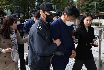 '영풍제지 시세조종 의심' 4명 구속...