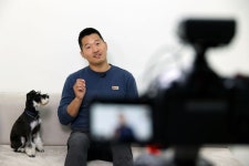 구독자 100만 셀럽도 믿고 추천…커머스 유튜브 성공비결 [유통혁신 현장을 가다]