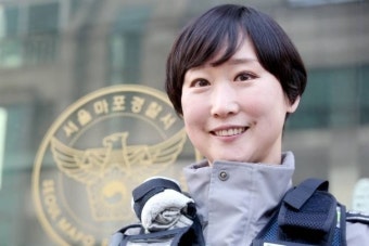 '미니스커트 여경' 이지은 전 총경 퇴직..정계 진출하나