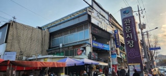 천원 몇 장으로 패피 변신… MZ도, 멋쟁이 어르신도 ‘구제쇼핑’ 옵니다[길 위에 장이 선다]
