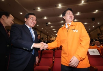 닻올린 이준석 개혁신당, 제3지대 빅텐트 구심점 되나