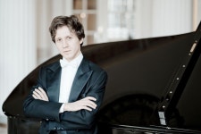 동유럽 명문 바르샤바 필, 라파우 블레하츠와 부천서 협연