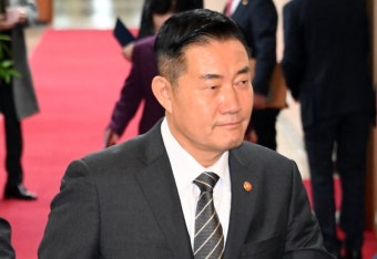 신원식 국방장관, UAE·사우디·카타르 방문…국방·방산협력 논의