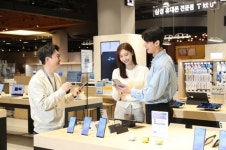 삼성스토어 스타필드 하남 모바일, 그랜드 오픈 기념 레디백 증정 이벤트 실시