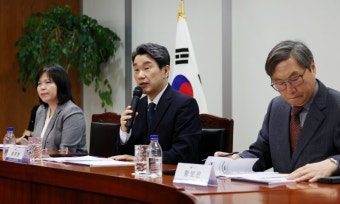 또다시 의대 방문한 이주호…의대생 '집단유급' 우려는 커져