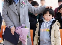 새 학기 초1,4학년·중고교 1학년 건강검사…학부모 주목