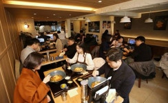 BBQ 우쿠야, 강남 직장인 취향 저격..개점 100일 1만2000명 방문