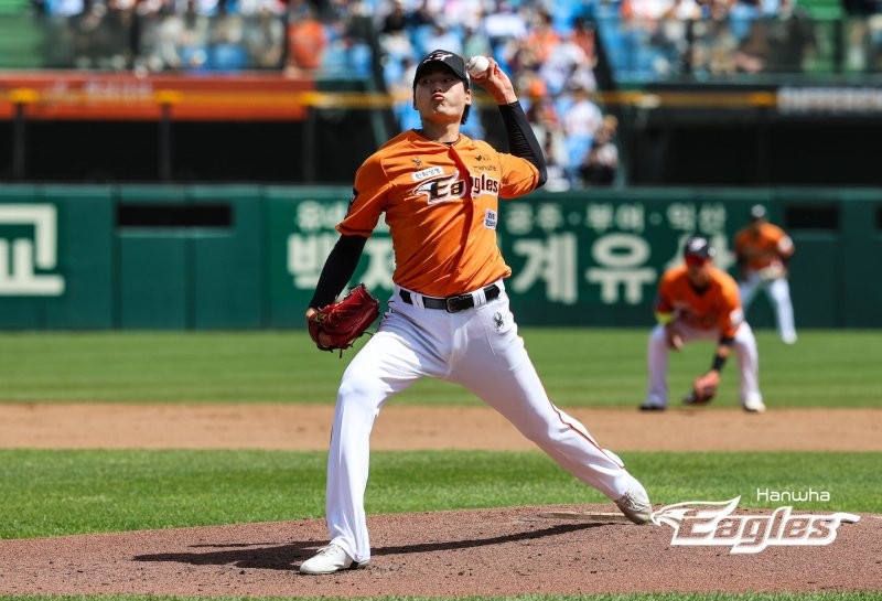 한화, 두산, 삼성 프로야구 선수들이 일본 미야자키 교육리그 참가, 황준서와 조동욱 소식!