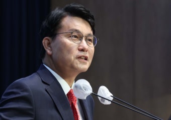 윤상현 