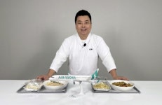 [fn이사람] 탱탱 쫄깃한 면발 살아있죠 하늘 위 선보이는 스타 쉐프의 우동