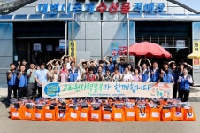 고리원자력본부 기장 전통시장서 수산물 장봐요