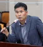 윤 대통령 약속 지켜야…새만금 사업 정상화 촉구