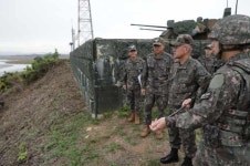 강호필 지작사령관 "서부전선 경계부대, 수도군단 등서 대비태세 점검"