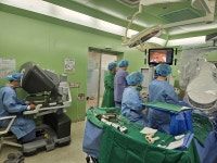 온병원 다빈치 단일공 첫 수술성공 “로봇시대”