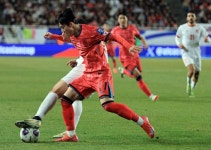 한국 축구 초신성들, 英 2부리그서 폭발 … 양민혁 英 데뷔골, 배준호는 선제 결승골