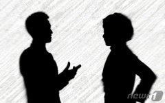 아버지 살해했다 30년 가정폭력 시달린 아들의 자수...징역 6년 선고