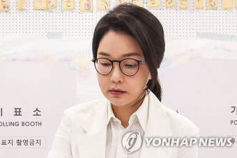 ‘김건희 출국금지’ 민중기 특검팀, 본격 수사 개시…소환 시기는?