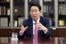 김상훈 수시배당·장기보유세제, 11월 발의..정기국회 처리 목표 [정책&인물]