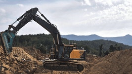 배가 안 떠도, 해발 4000m에도 공사 가능...무인 굴착기가 움직인다[르포]
