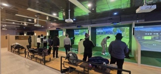 지하철 타고 역에서 스크린 파크골프 즐기세요!