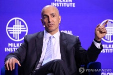 카시카리 “연준 수사 공세, 결국 금리”…파월 방어