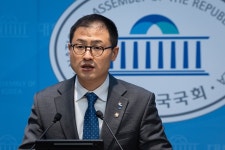 김상욱, 울산시장 선거 도전장 울산 선거 반드시 이겨야.. 책임감 앞서