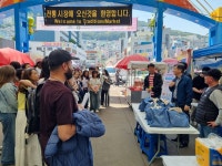 이청일 부산중기청장 충무동 새벽·해안 전통시장 방문