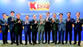 떡볶이 식감 싫어하던 외국인… K분식, 지금은 세계서 관심 [2026 서울식품유통대전]