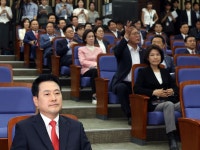 선거 소청·장동혁 거취 논의한 野..시작부터 충돌