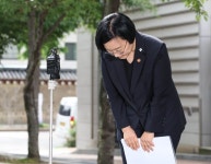 한성숙, '모두의 창업' 정보 유출에... 