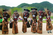 [세상萬寫] 장승춤 추면 장수해요