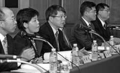 의료급여.건강보험 통합해야‥사회보험 위기 심포지엄서 주장