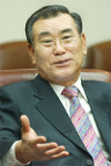 우수 家業승계 기업인 김강배 성남기업 대표 ‥ 2代걸친 木工 71년