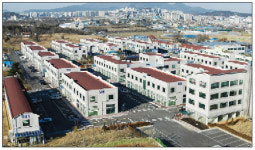 발안유통공구상가관리단 | [전ㆍ월세 가이드] (화제의 분양현장) 건물간 거리 넓어 트럭 등 소통 원활