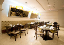 김 모락모락나는 대게, 당일 공수된 활어회..우와! 입맛 당기네