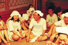 [건강한 인생] 삼진제약 펀 경영 화제‥이성우 사장, 직원과 찜질방ㆍ영화관람