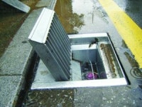 쓰레기 별도 수거 신개념 맨홀 … 강남 등 시범 설치