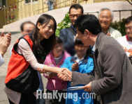 [포토] 엔젤 조수아 좋은 일에 써주세요