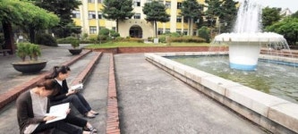 [주말&나들이] 가을햇살 아래 한장 한장… 도서관의 재발견
