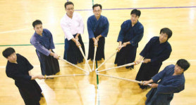 [동호동락] 현대오일뱅크 대산공장 검도회‥혼을 담아 내려치는 竹刀에 스트레스 확 풀려