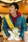 [bnt포토]개그맨 이상민 '인형 하나만 사주세요~'