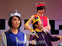 [포토] 연극 체크메이트, 못마땅한 첫째 왕비