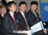 [포토] 홍명보-이광종, 두 8강 감독의 만남!